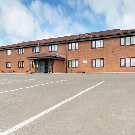 Go2 Dundee Camperdown Hotel Free Car Park Exterior foto